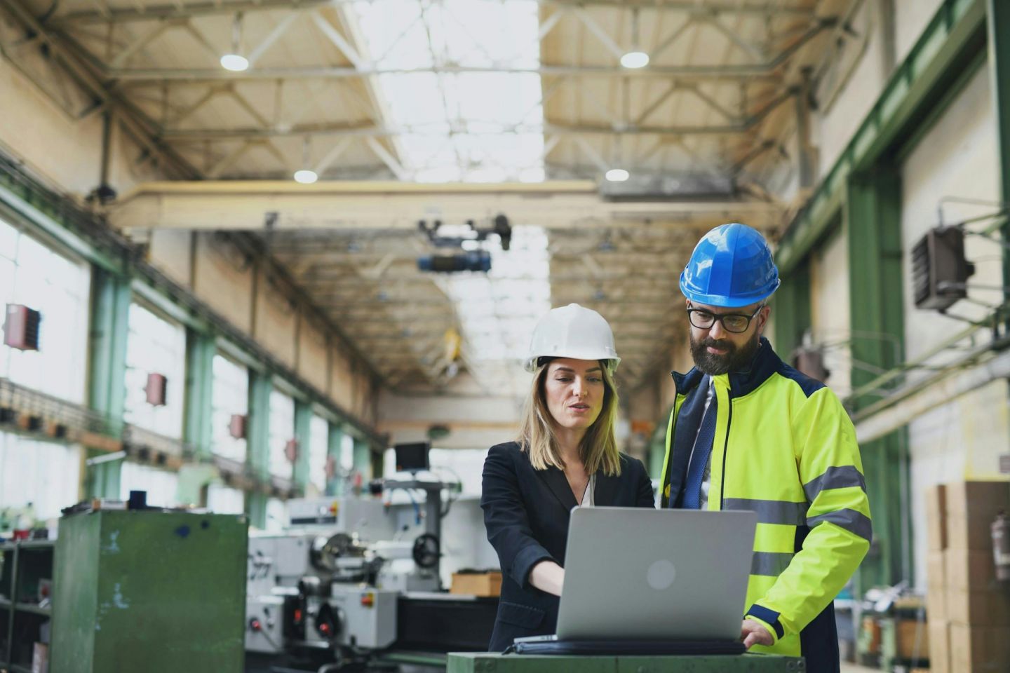 
<div style="background-color: rgba(0,0,0,0.2); padding:15px; display:inline-block;">
Pramonei:<br>
<ul style="font-size:26px; margin:0; padding-left:20px; line-height:1.5;">
<li><a href='https://kimen.eu/paslaugos/gamybos-kontroles-sistemu-diegimas' style='color:white; text-decoration:none;'>Gamybos kokybės kontrolės sistemų diegimas</a></li>
<li><a href='https://kimen.eu/paslaugos/kokybes-uztikrinimas-kokybes-kontrole' style='color:white; text-decoration:none;'>Kokybės užtikrinimas, kokybės kontrolė QA/QC</a></li>
<li><a href='https://kimen.eu/paslaugos/technologiniu-irenginiu-rizikos-vertinimas' style='color:white; text-decoration:none;'>Technologinių įrenginių rizikos vertinavimas</a></li>
<li><a href='https://kimen.eu/paslaugos/antros-salies-auditas' style='color:white; text-decoration:none;'>Antros šalies auditas</a></li>
<li><a href='https://kimen.eu/paslaugos/suvirinimo-darbu-koordinavimas' style='color:white; text-decoration:none;'>Suvirinimo darbų koordinavimas</a></li>
<li><a href='https://kimen.eu/paslaugos/suvirintoju-sertifikavimas' style='color:white; text-decoration:none;'>Suvirintojų egzaminavimas</a></li>
</ul>
</div>